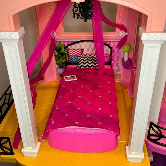 BARBIE DREAMHOUSE - Picture 7 of 10